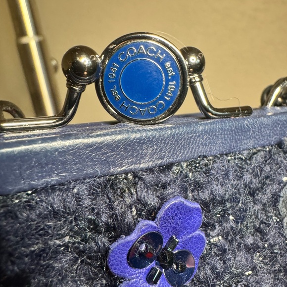 Coach Kisslock Dark Blue Floral Clutch Wristlet - Picture 3 of 13